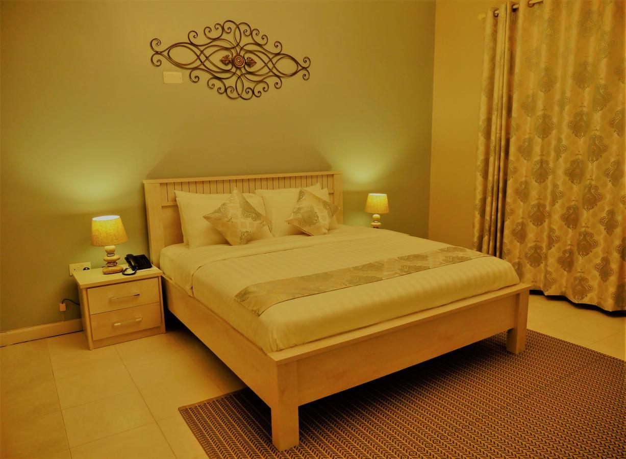 Ivory Castle Limited Hotel Kampala Exterior foto
